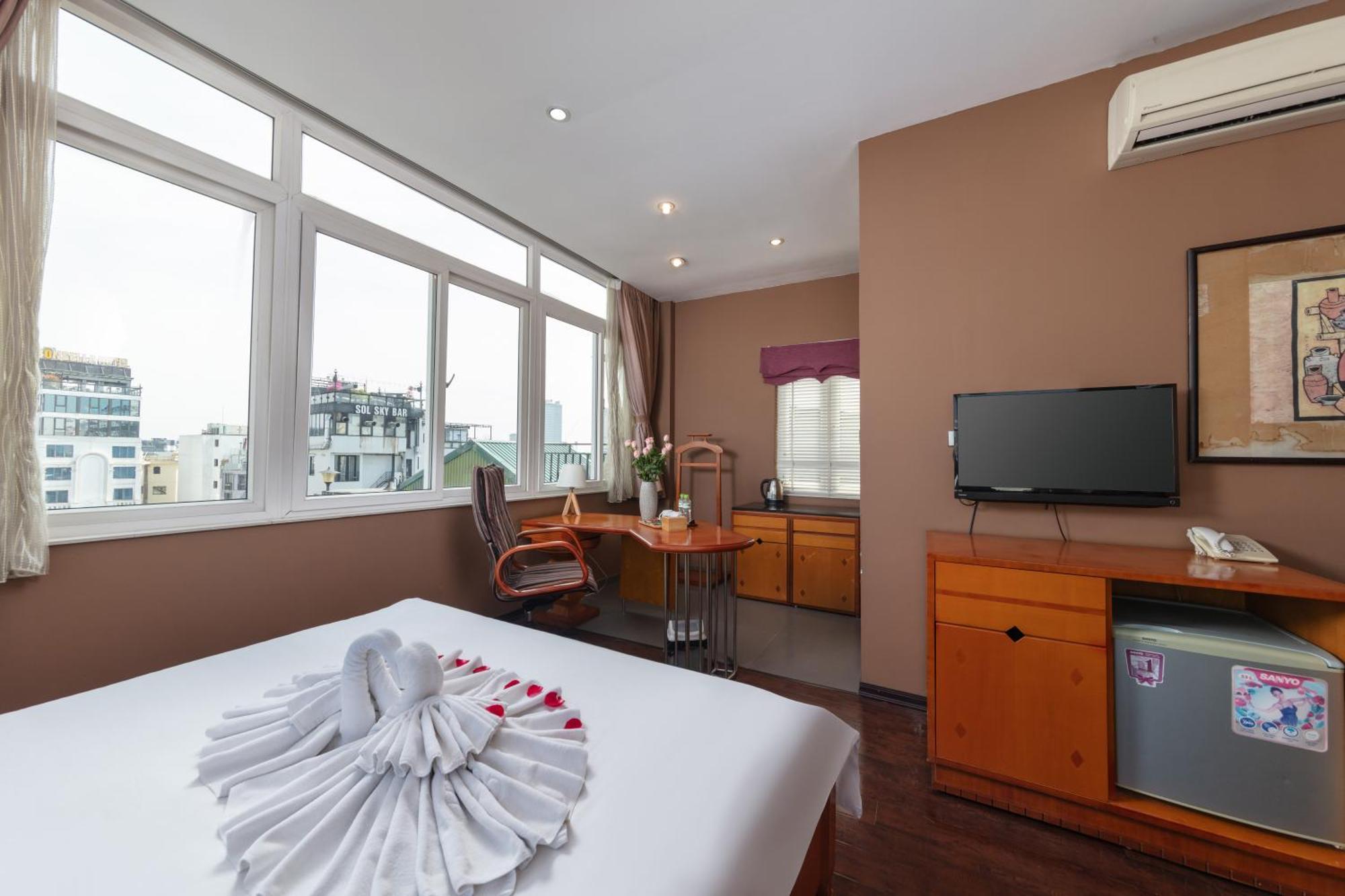 Hanoi Golden Sunshine Villa Hotel And Travel Exterior photo